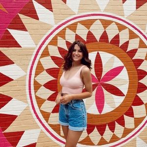 Meet your Posher, Alexandria